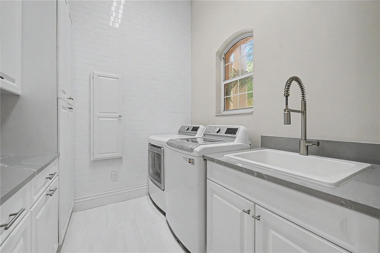 Single Family Residence at 1306 PLAYMOOR DR, PALM HARBOR, photo 61 of 100
