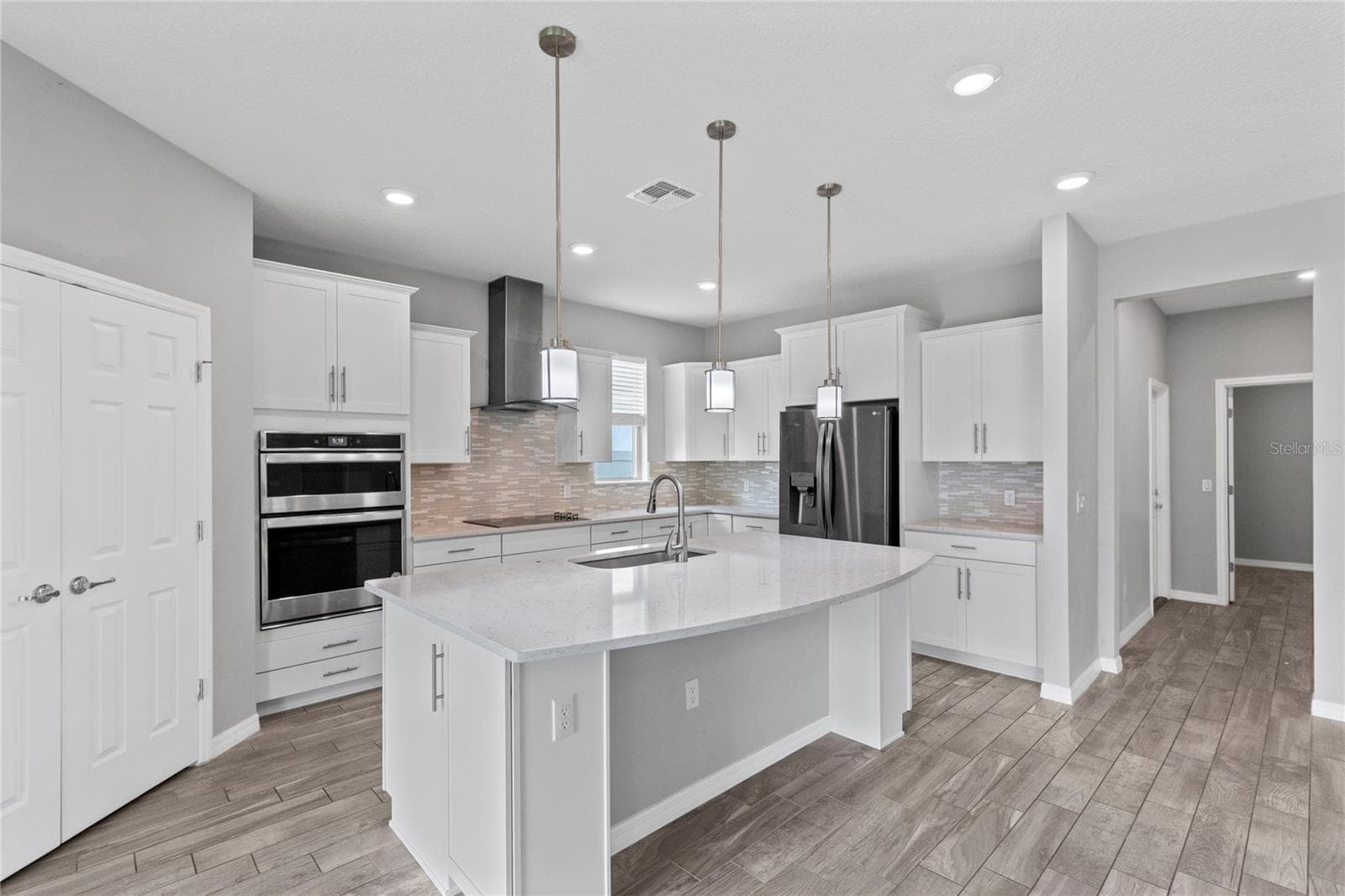 Single Family Residence at 2754 MATERA DR, ST CLOUD, photo 2 of 34