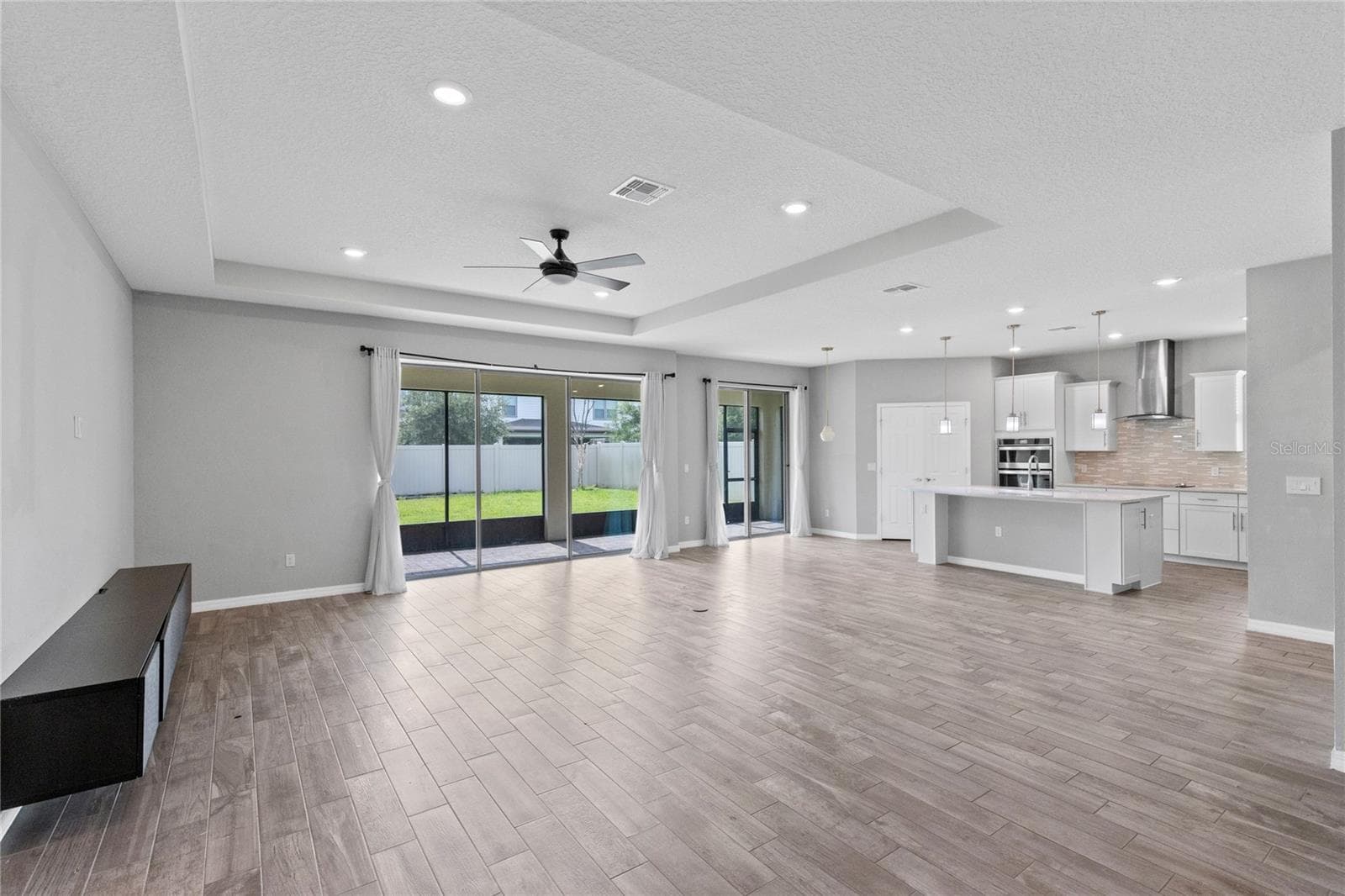 Single Family Residence at 2754 MATERA DR, ST CLOUD, photo 8 of 34