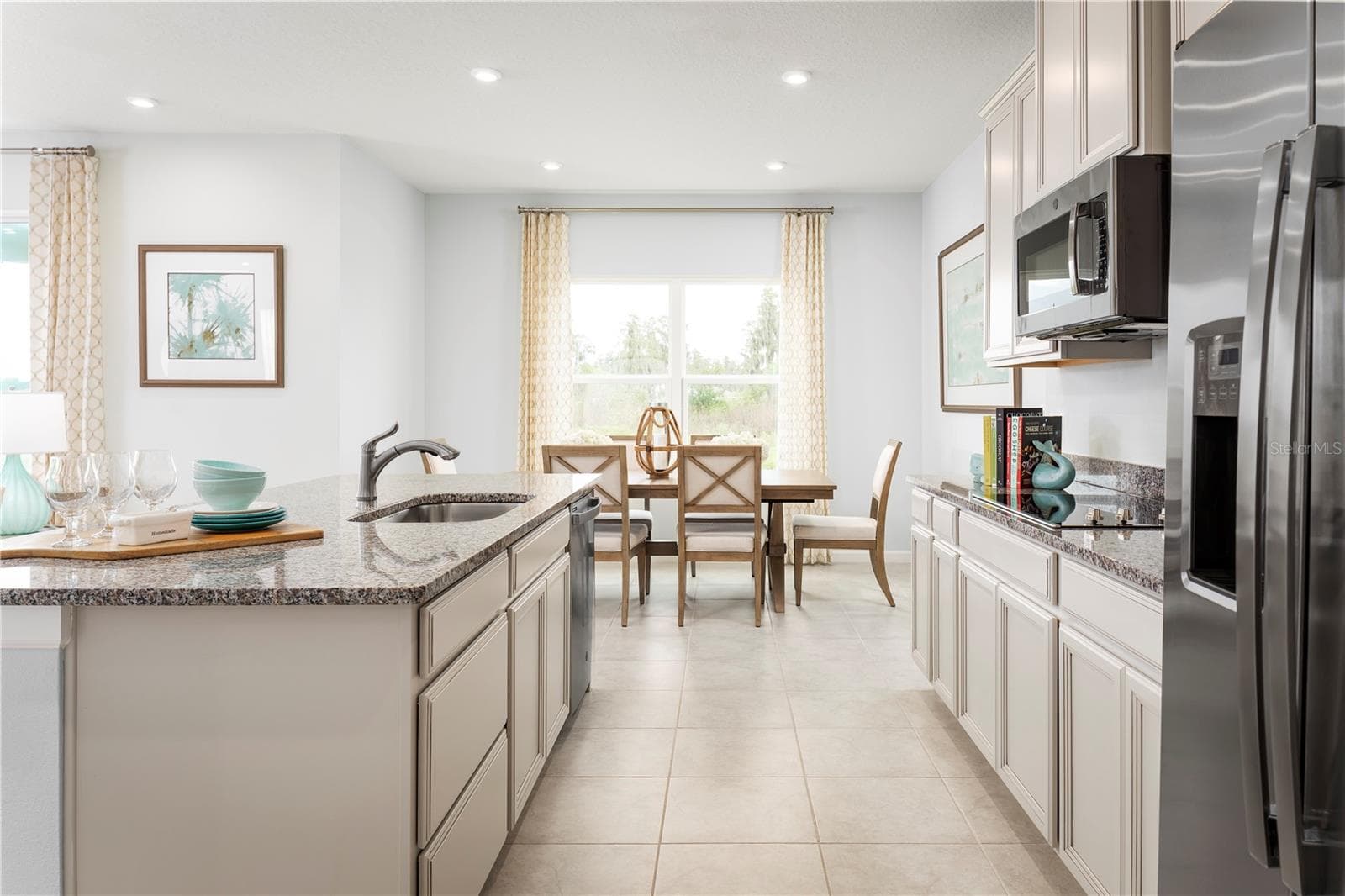 Single Family Residence at 2439 WHITE LADYFISH RD, WIMAUMA, photo 10 of 20