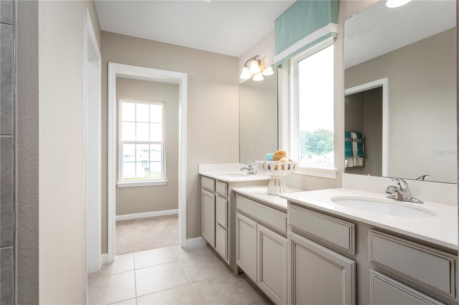 Single Family Residence at 2439 WHITE LADYFISH RD, WIMAUMA, photo 16 of 20