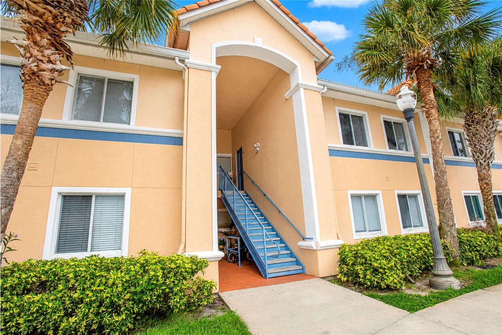 Condominium at 508 VILLA DEL SOL CIR #204, ORLANDO, photo 4 of 16