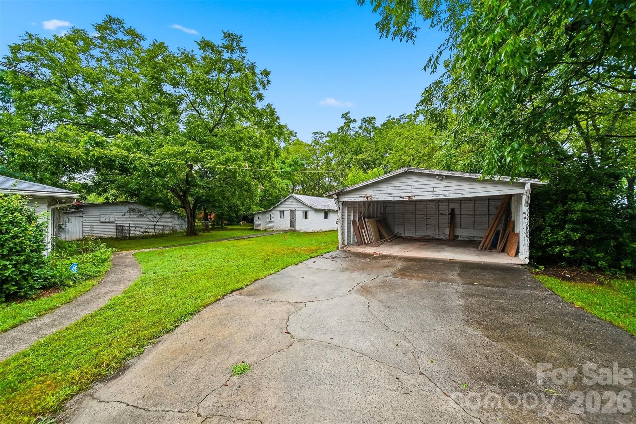 carport as well as 2 large tools sheds/workshops - 7624 W Highway 27 Highway, Vale