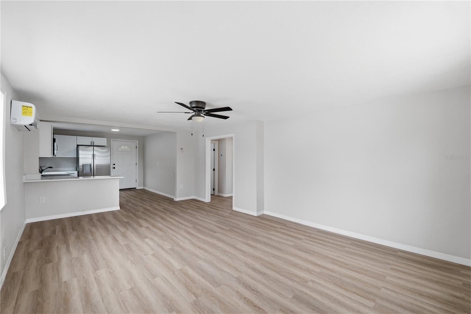 Single Family Residence at 3923 W FLORA ST, TAMPA, photo 13 of 41