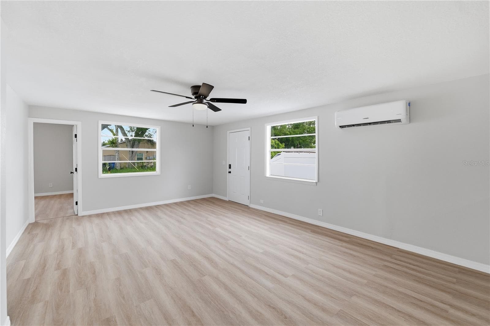 Single Family Residence at 3923 W FLORA ST, TAMPA, photo 20 of 41