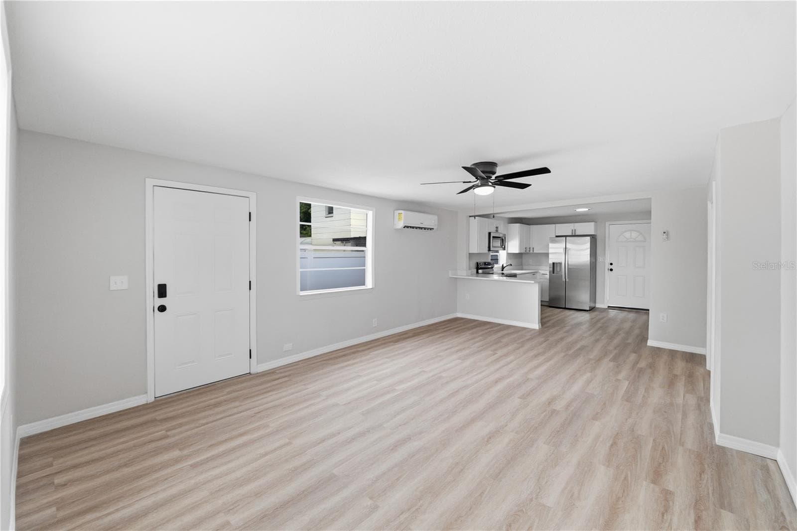 Single Family Residence at 3923 W FLORA ST, TAMPA, photo 22 of 41