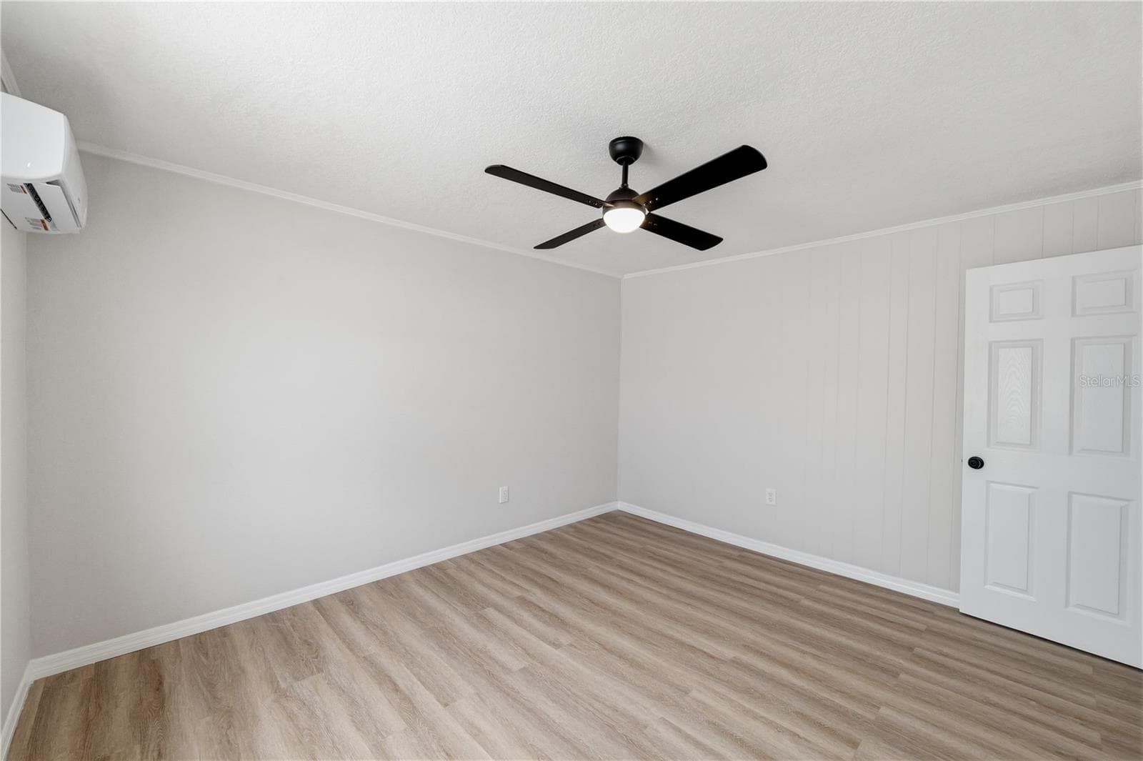 Single Family Residence at 3923 W FLORA ST, TAMPA, photo 26 of 41