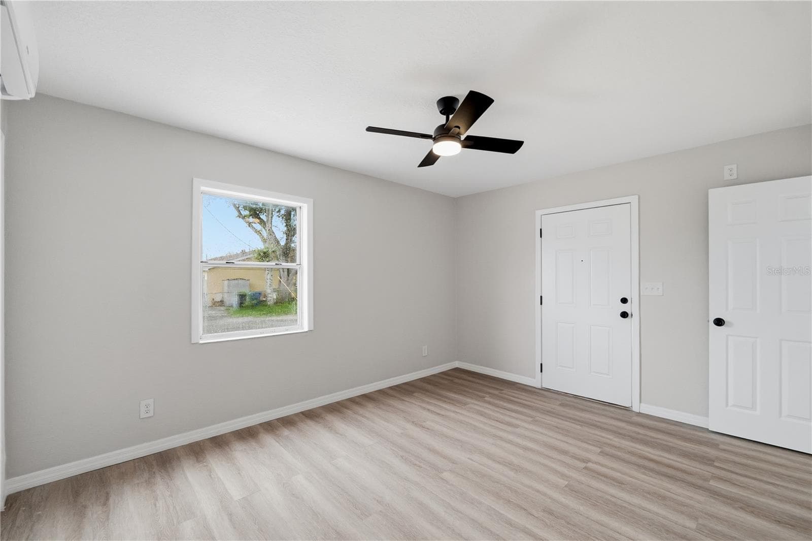 Single Family Residence at 3923 W FLORA ST, TAMPA, photo 28 of 41