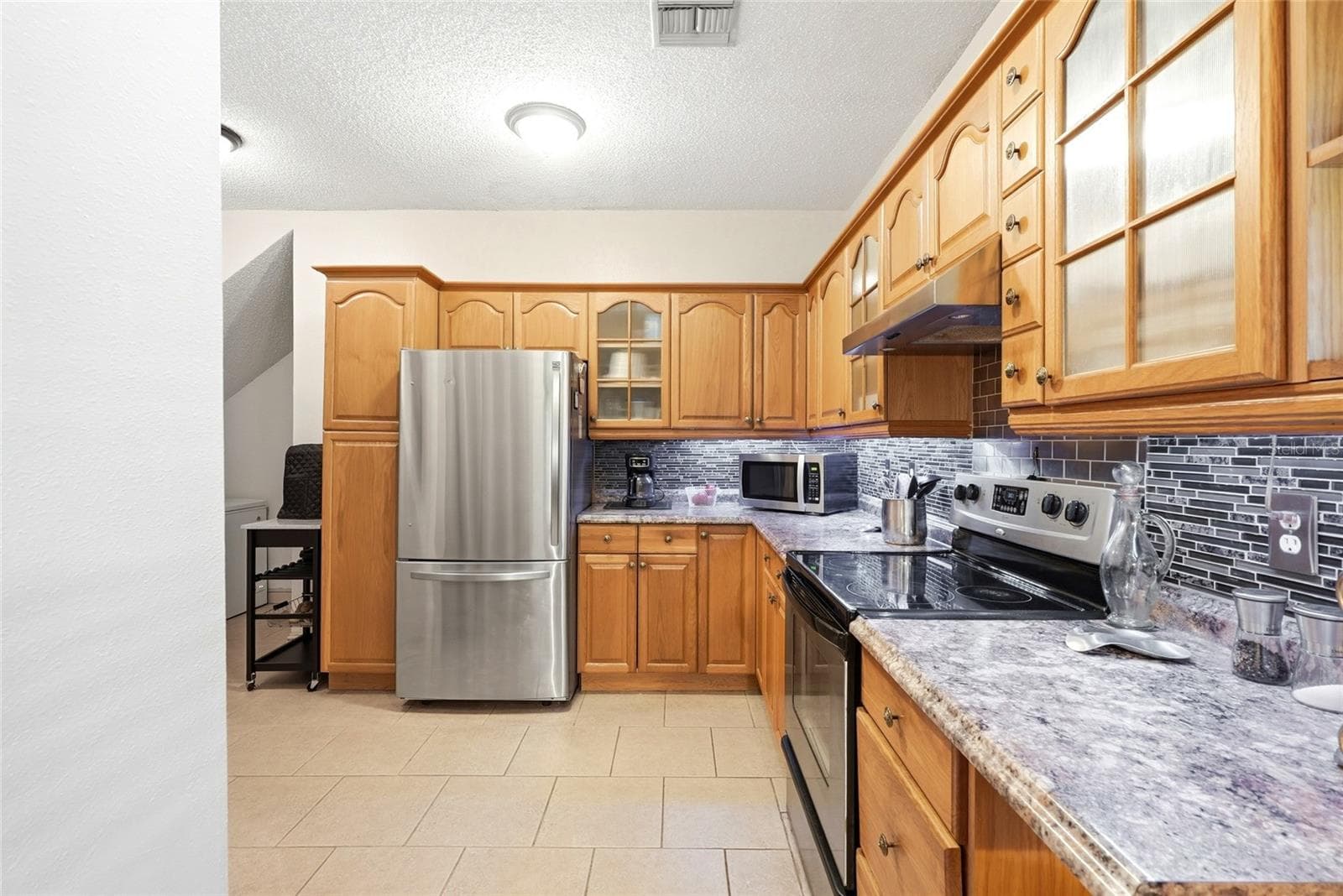 Kitchen - 9121 65TH ST N, PINELLAS PARK