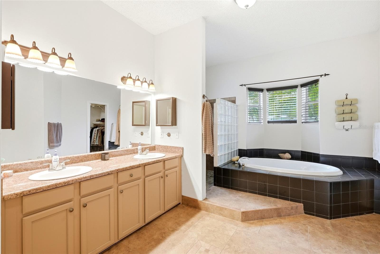 Primary Bath - 9121 65TH ST N, PINELLAS PARK