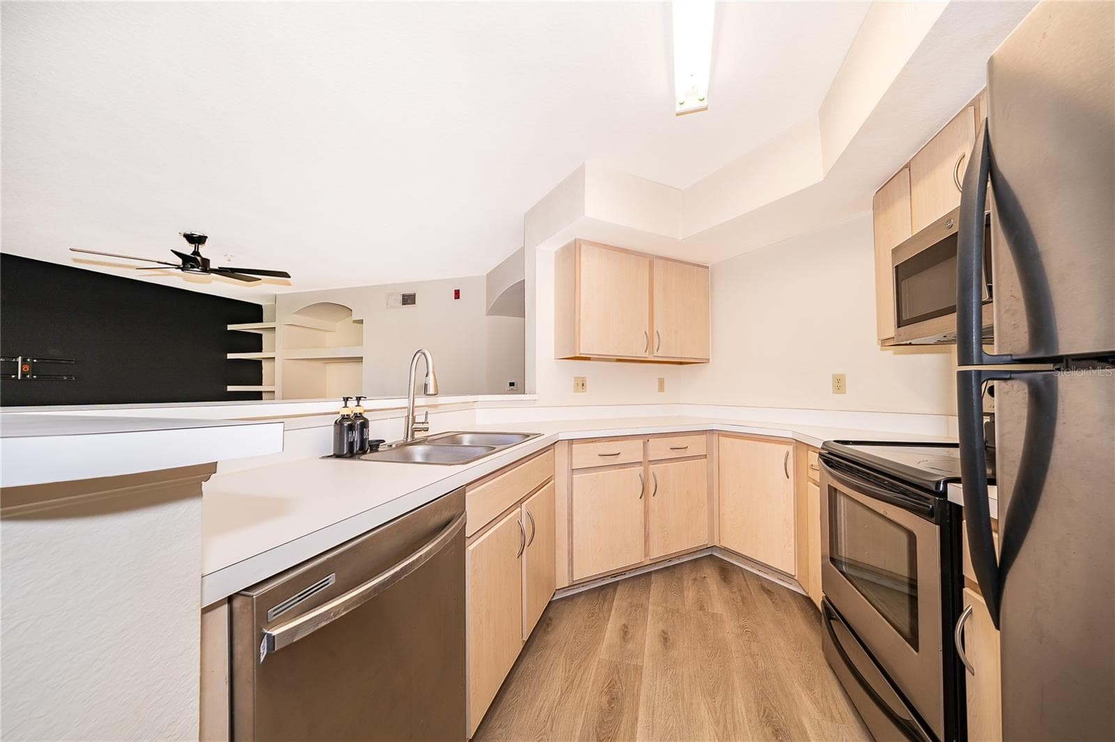 Condominium at 7210 WESTPOINTE BLVD #1312, ORLANDO, photo 12 of 24