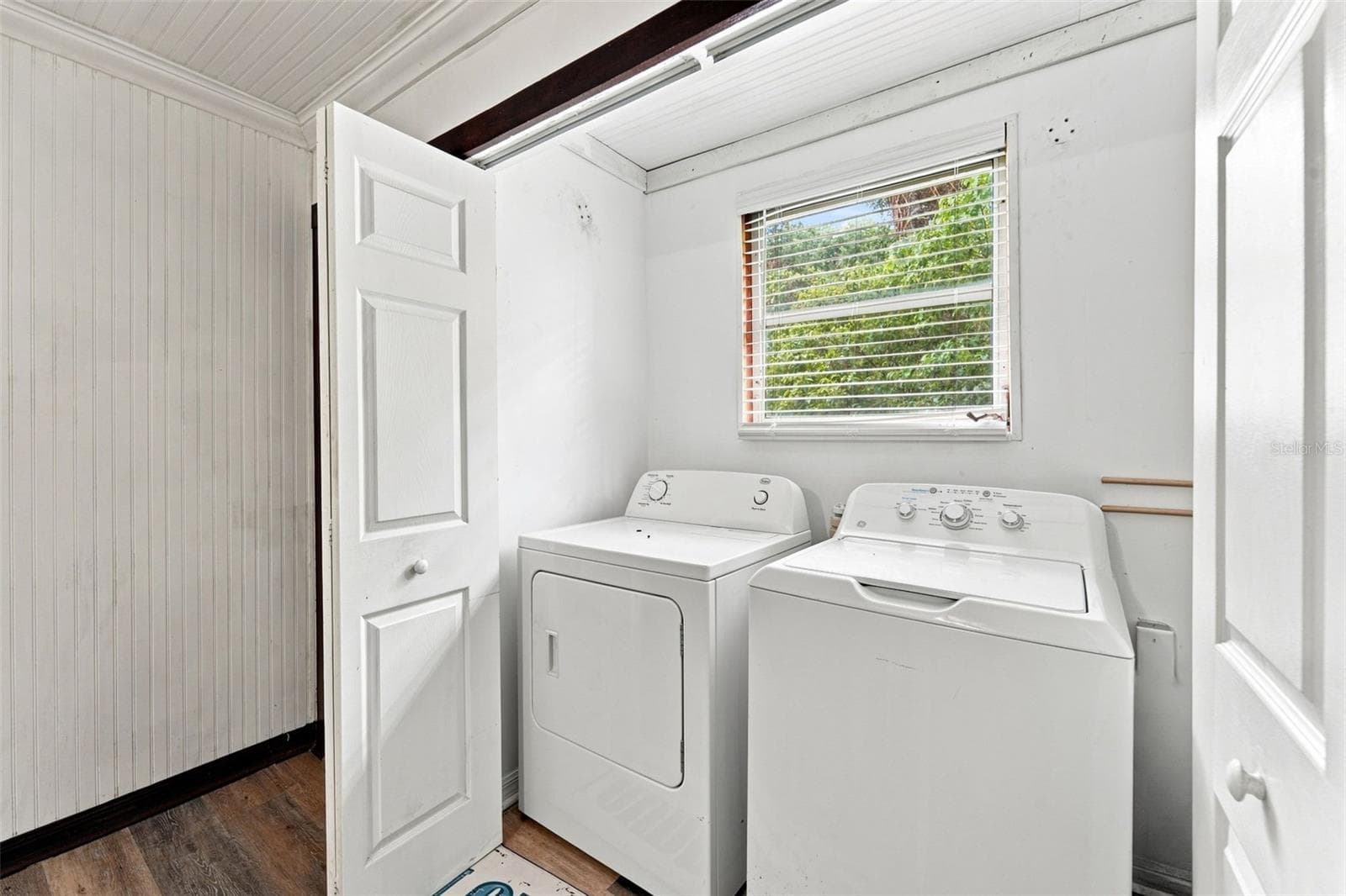 Single Family Residence at 316 S AMELIA AVE, DELAND, photo 20 of 38