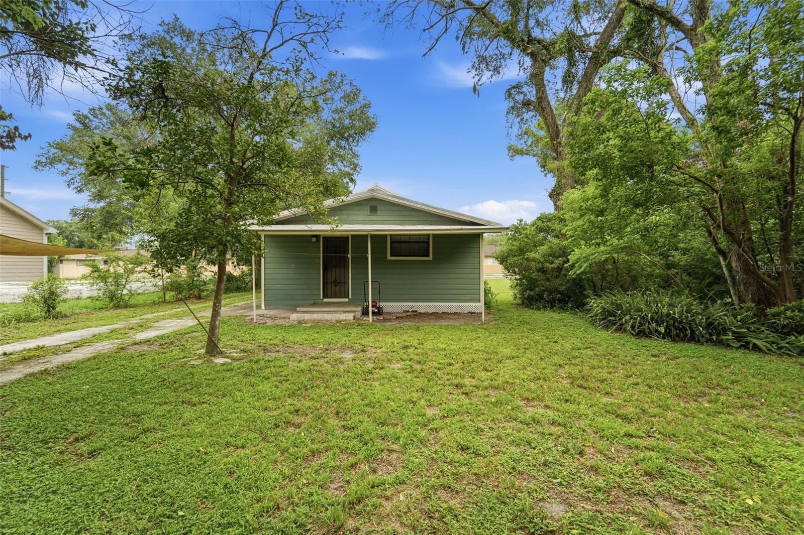 Single Family Residence at 316 S AMELIA AVE, DELAND, photo 23 of 38