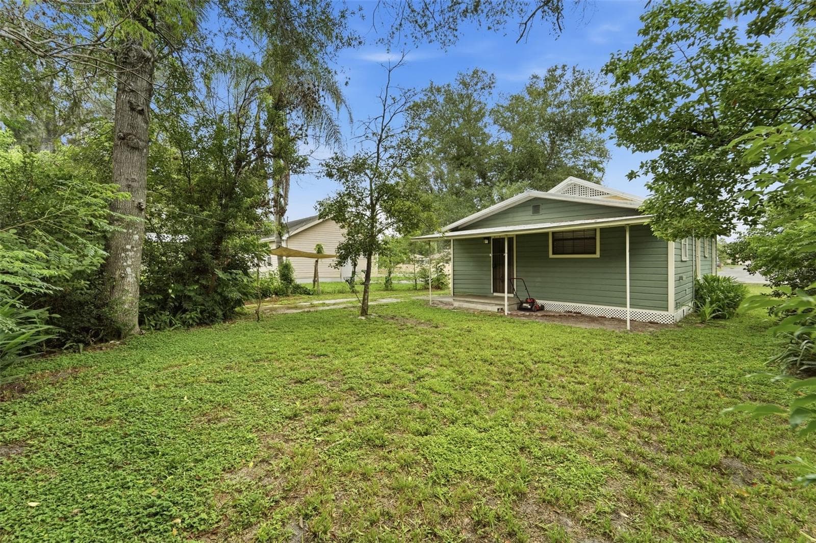 Single Family Residence at 316 S AMELIA AVE, DELAND, photo 24 of 38