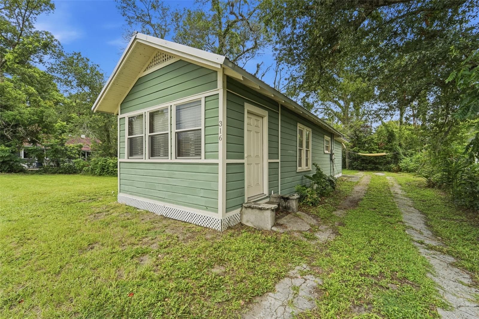 Single Family Residence at 316 S AMELIA AVE, DELAND, photo 27 of 38