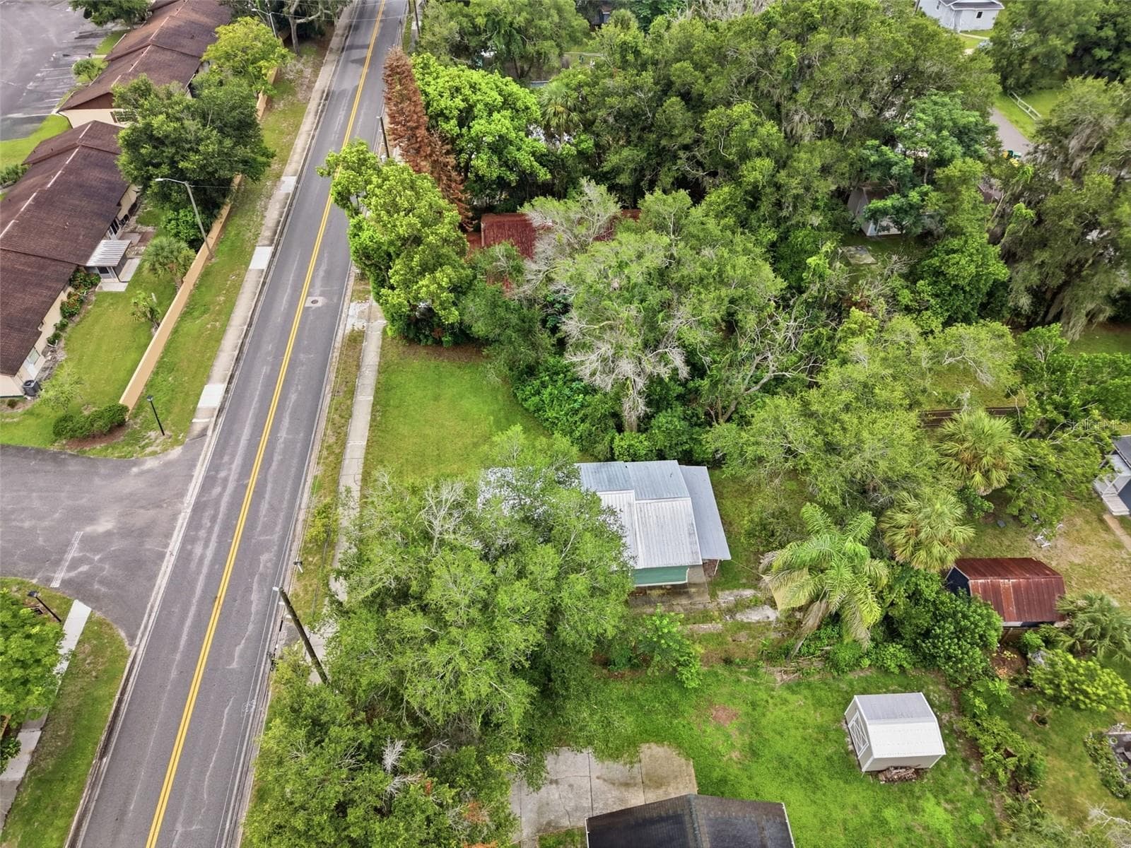 Single Family Residence at 316 S AMELIA AVE, DELAND, photo 37 of 38