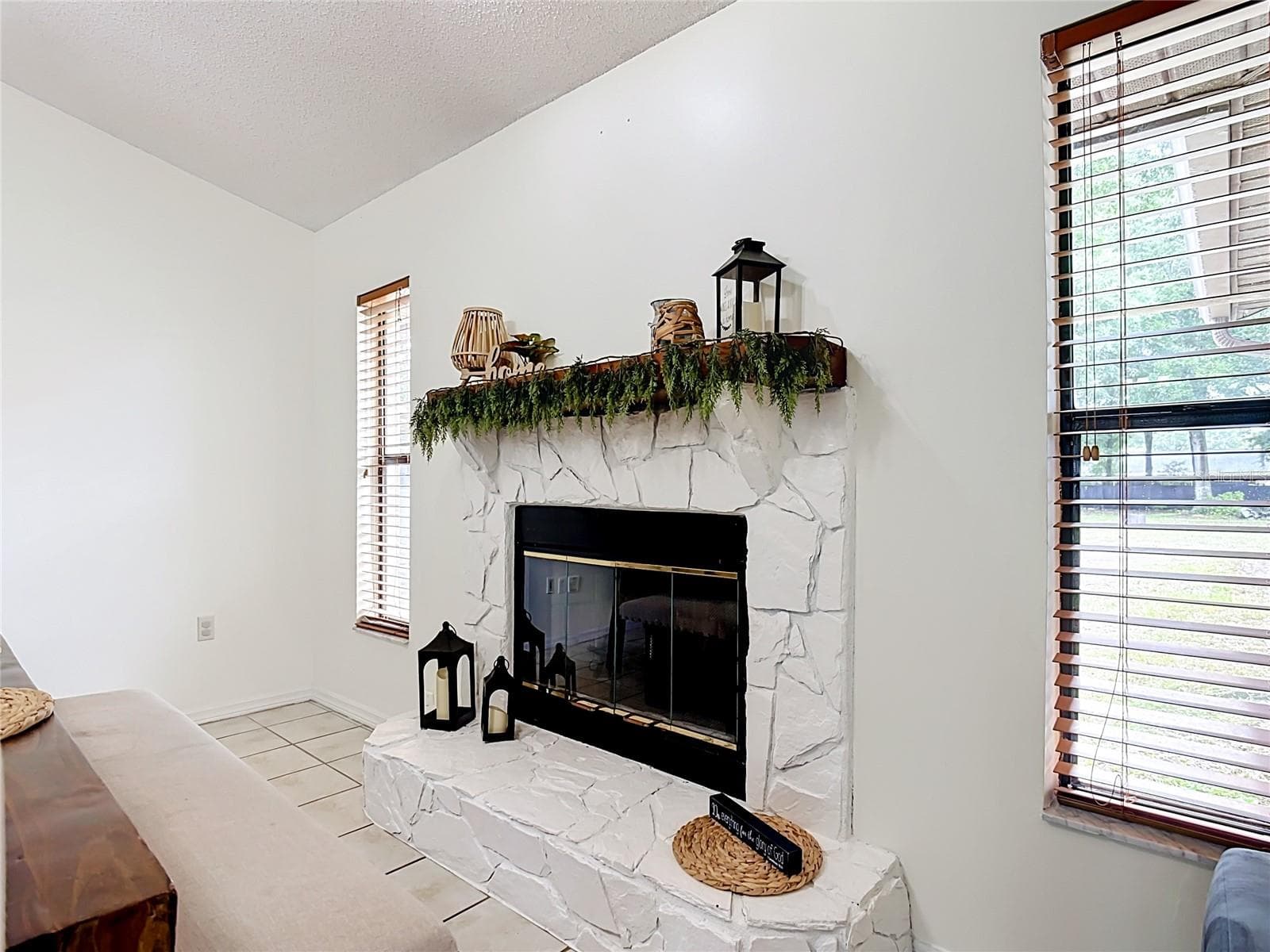 Single Family Residence at 634 GRAPE AVE, ST CLOUD, photo 37 of 55