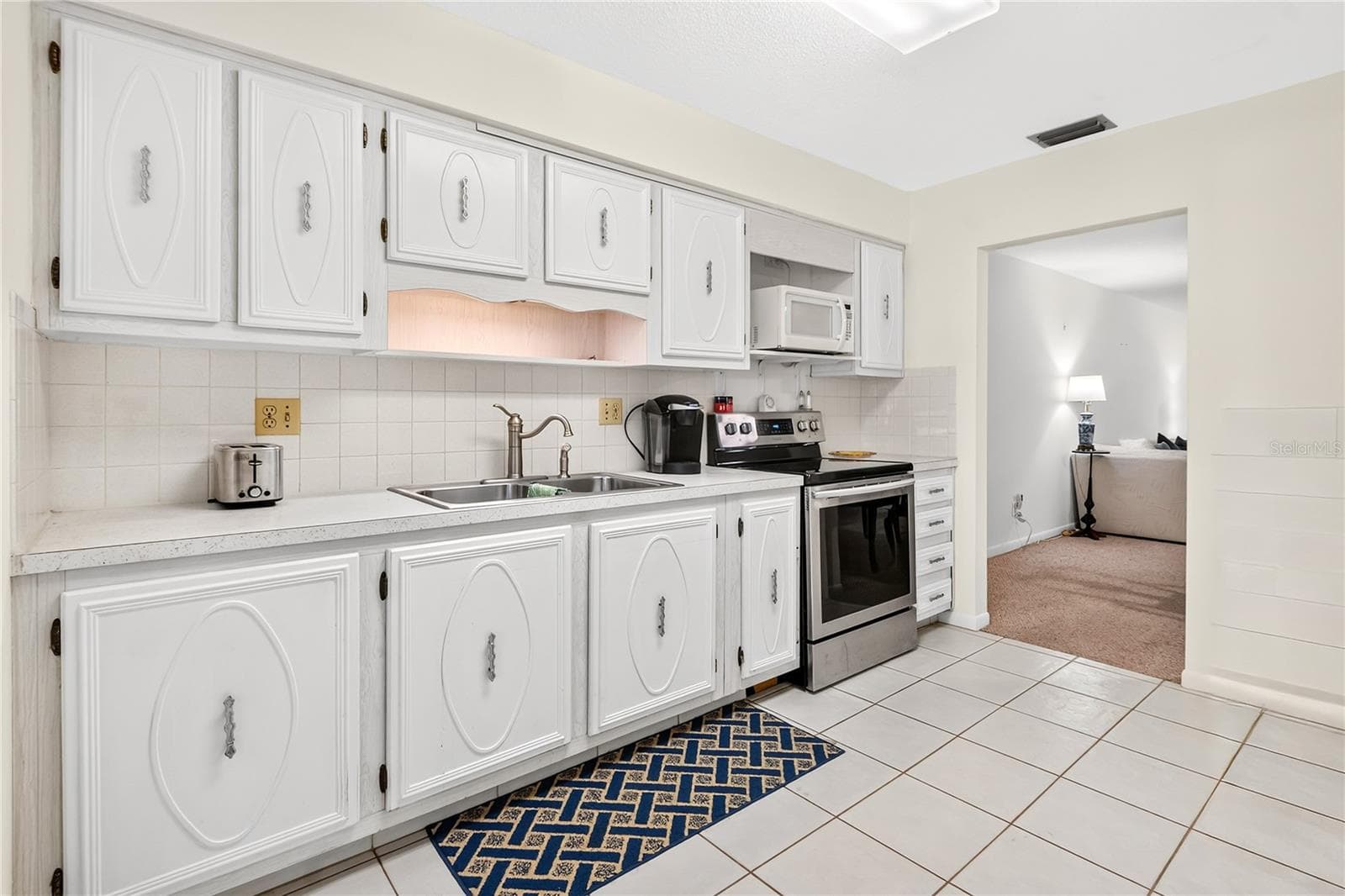 Kitchen - 5880 38TH AVE N #109, ST PETERSBURG
