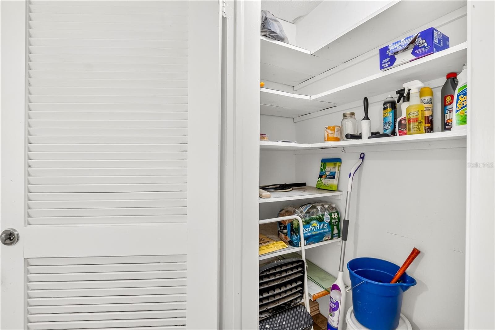 Storage closet - 5880 38TH AVE N #109, ST PETERSBURG