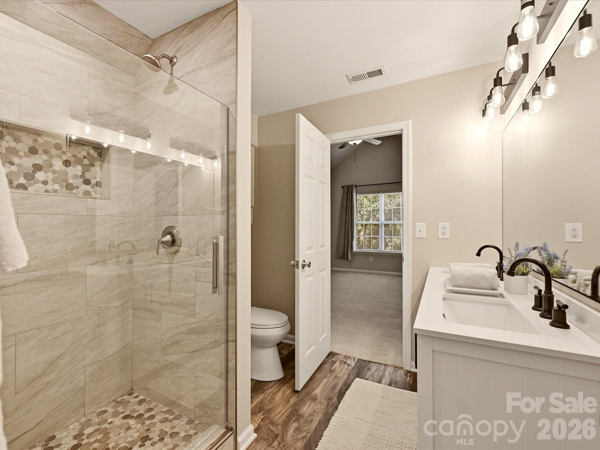 Townhouse at 8810 Scotch Heather Way, Charlotte, photo 20 of 33