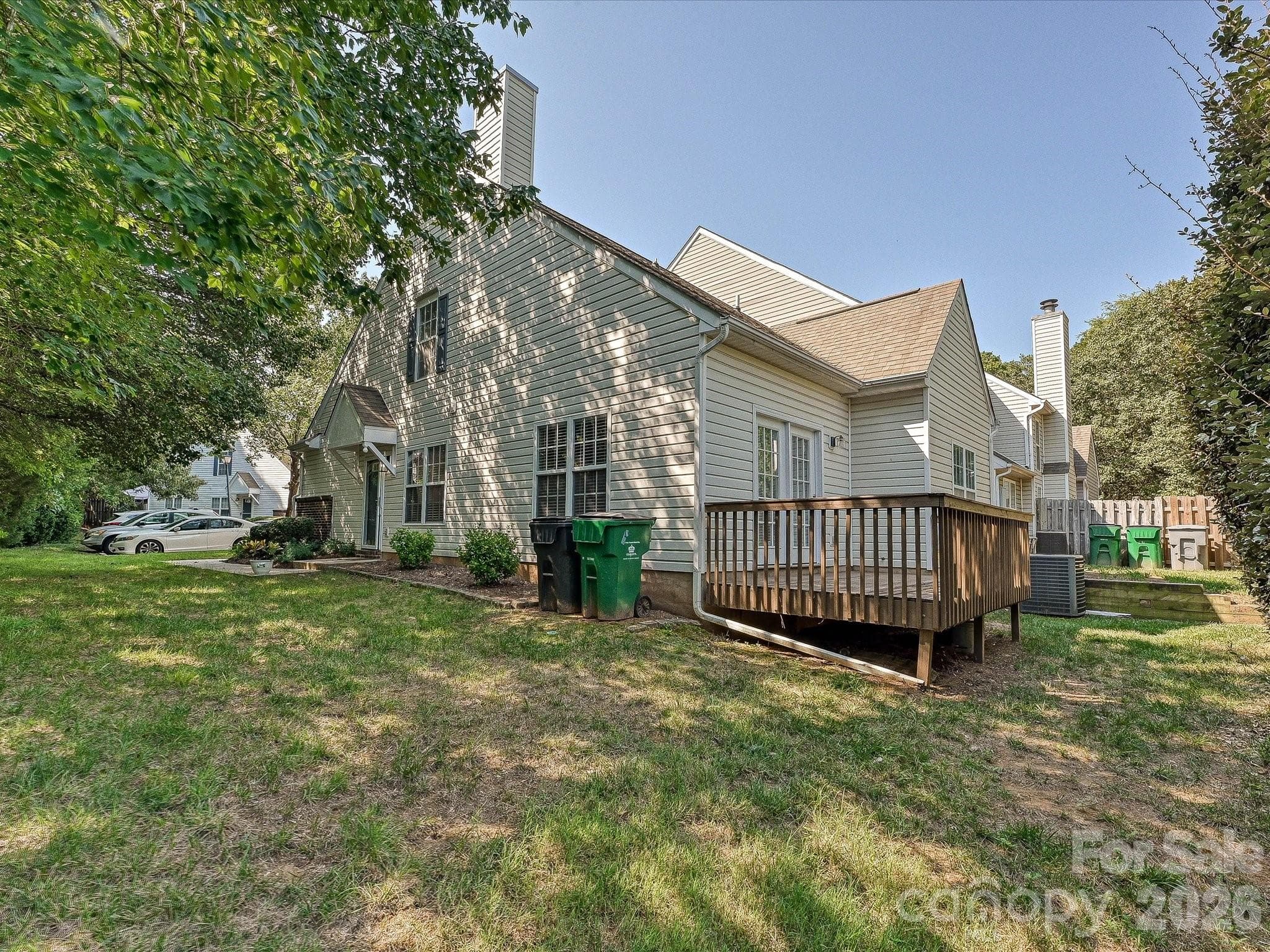 Townhouse at 8810 Scotch Heather Way, Charlotte, photo 28 of 33