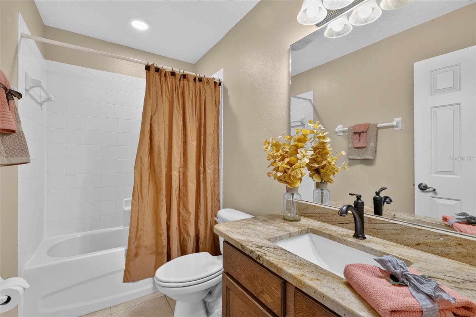 Condominium at 2214 CYPRESS COVE DR #4, TAVARES, photo 27 of 35