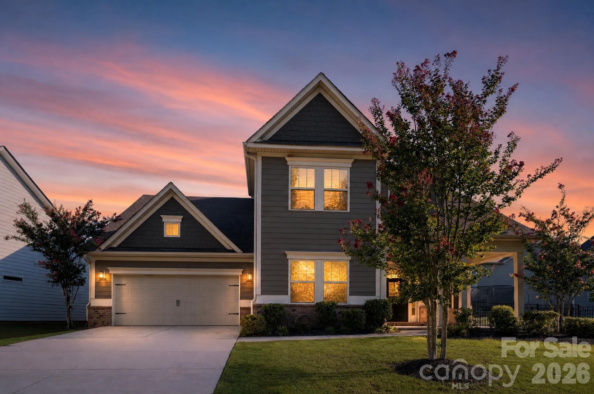 Single Family Residence at 15319 Venezia Lane, Huntersville, photo 2 of 38