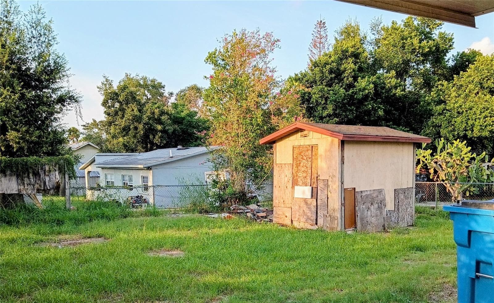 Backyard - 2010 PINE AVE, HAINES CITY
