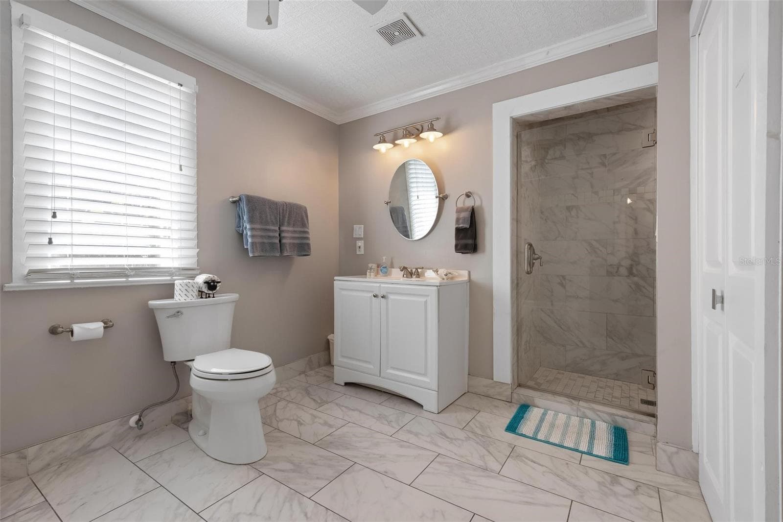 Duplex at 2245 BAHIA VISTA ST, SARASOTA, photo 11 of 30