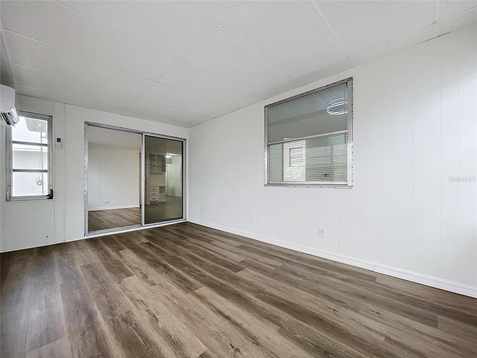 Sunroom has own mini-split A/C - 6965 FORT KING RD, ZEPHYRHILLS