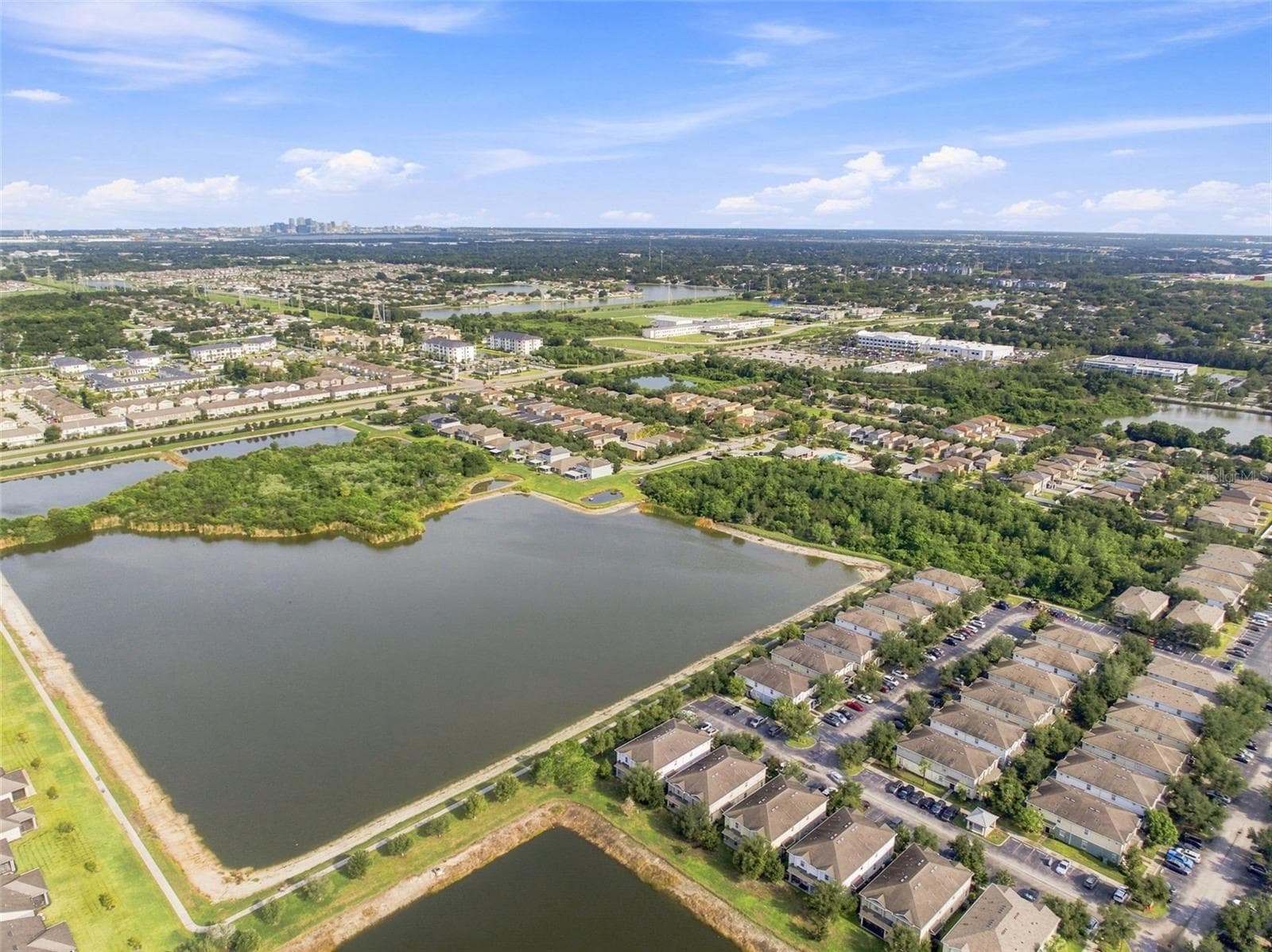 Townhouse at 4755 SOMERSET HILL LN, RIVERVIEW, photo 11 of 38