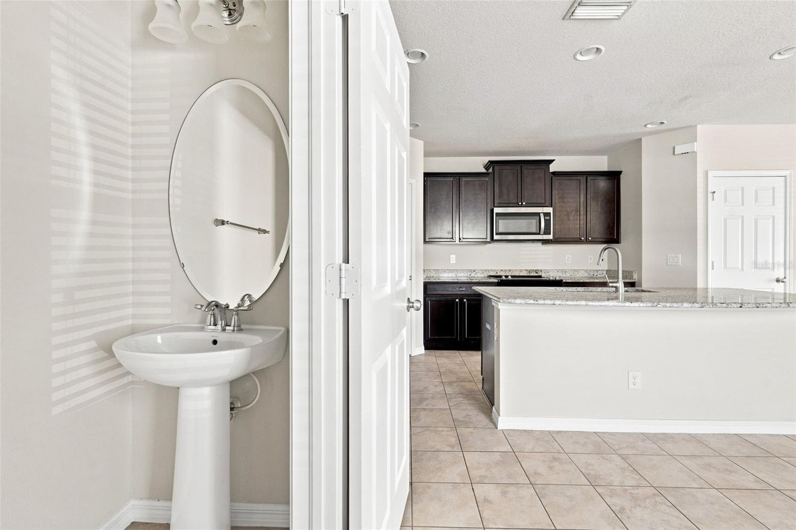 Townhouse at 4755 SOMERSET HILL LN, RIVERVIEW, photo 30 of 38