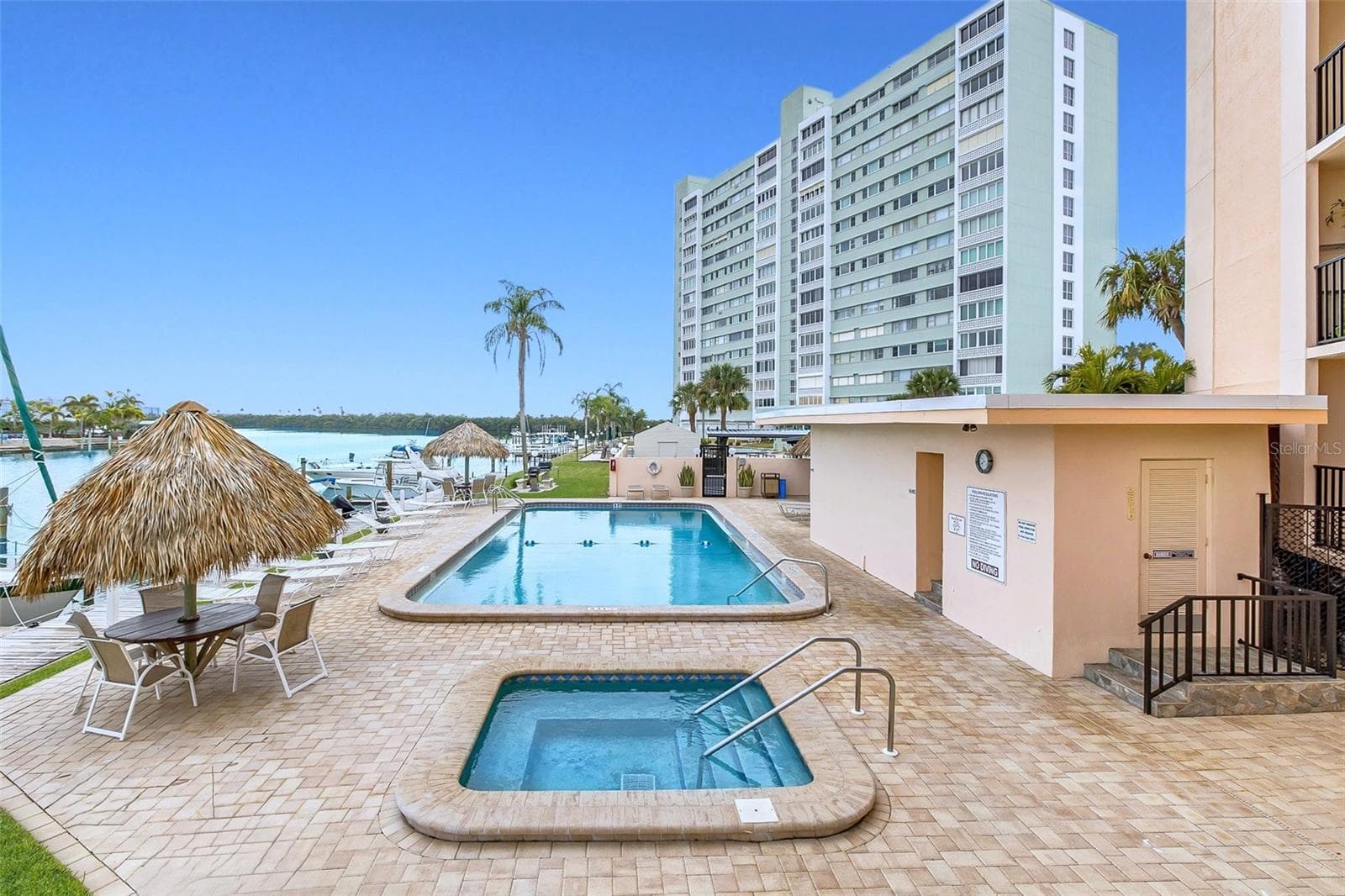 Beautiful grounds with resort style amenities. - 51 ISLAND WAY #311, CLEARWATER BEACH