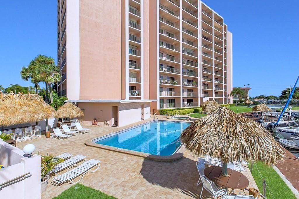 Beautiful grounds with resort style amenities. - 51 ISLAND WAY #311, CLEARWATER BEACH