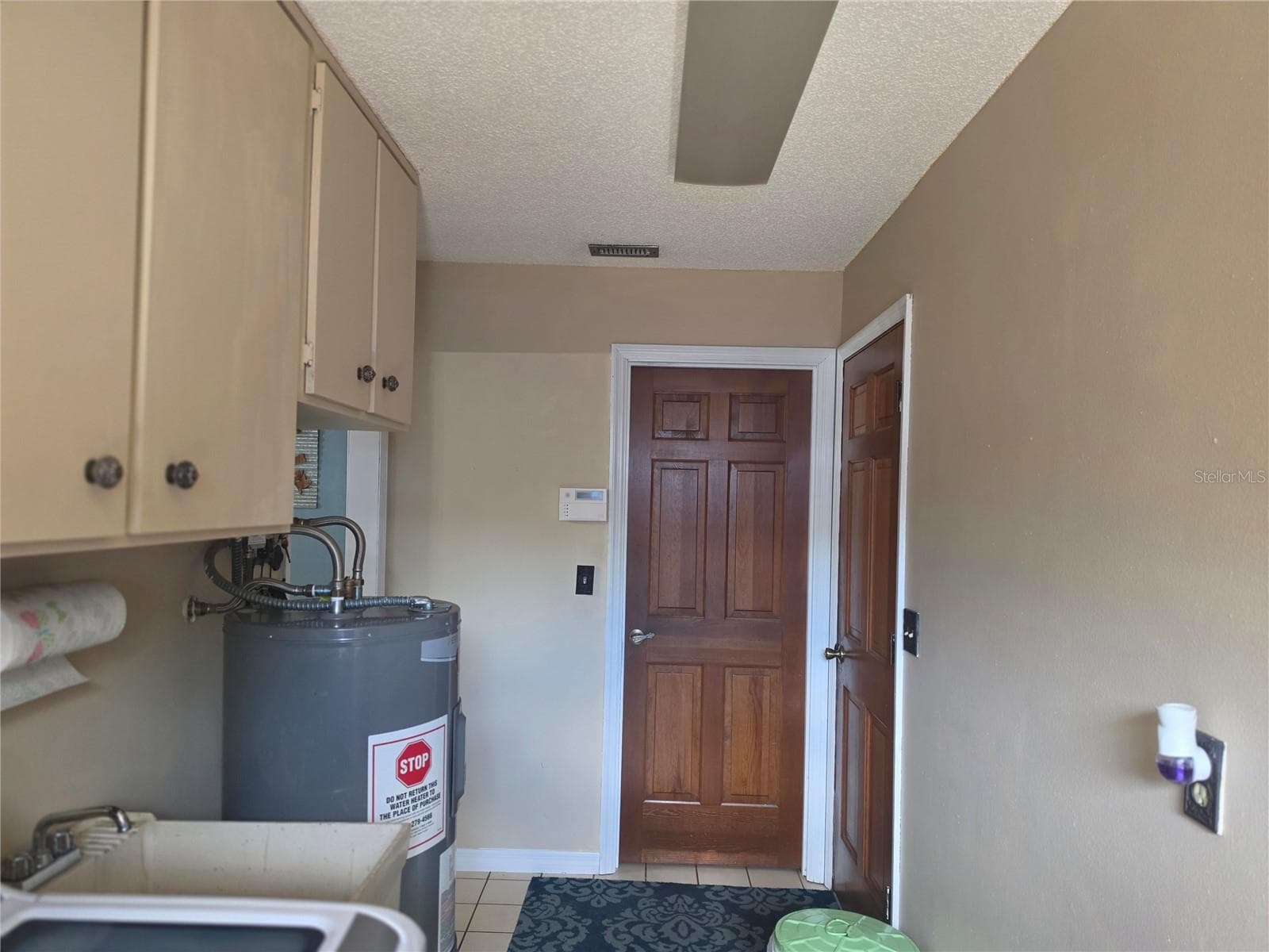 Laundry room - 2417 S OAK PARK DR, DELAND