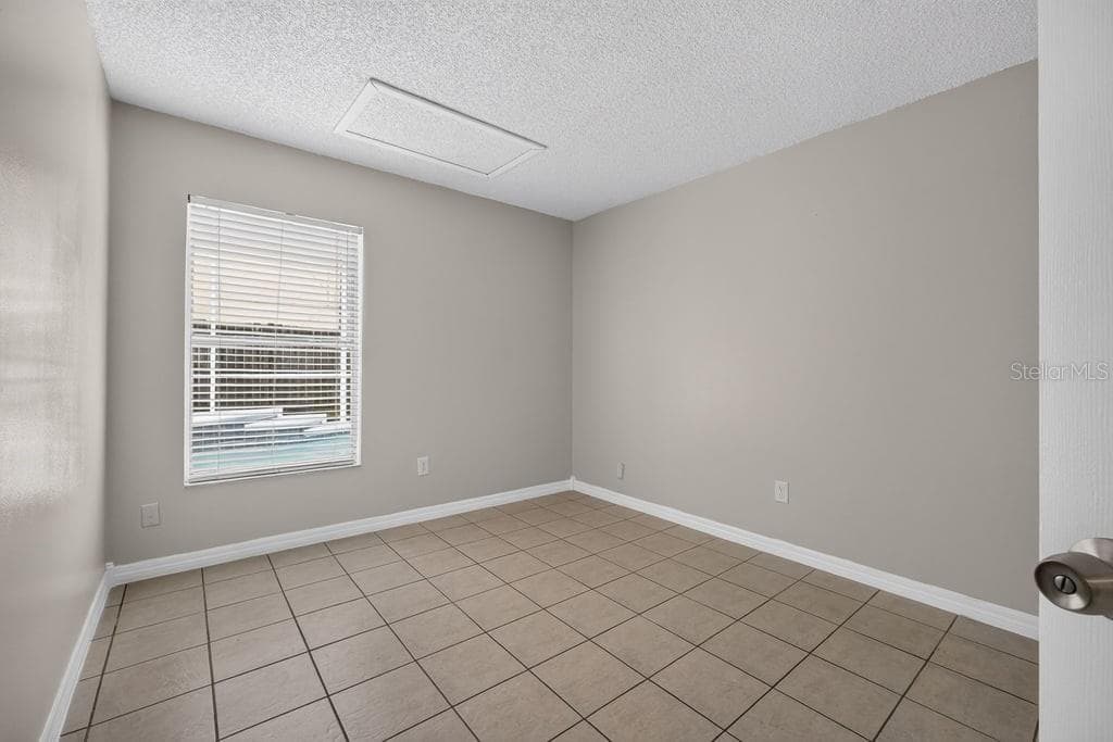 Second bedroom - 97 ABBEY HOLLOW DR, APOPKA