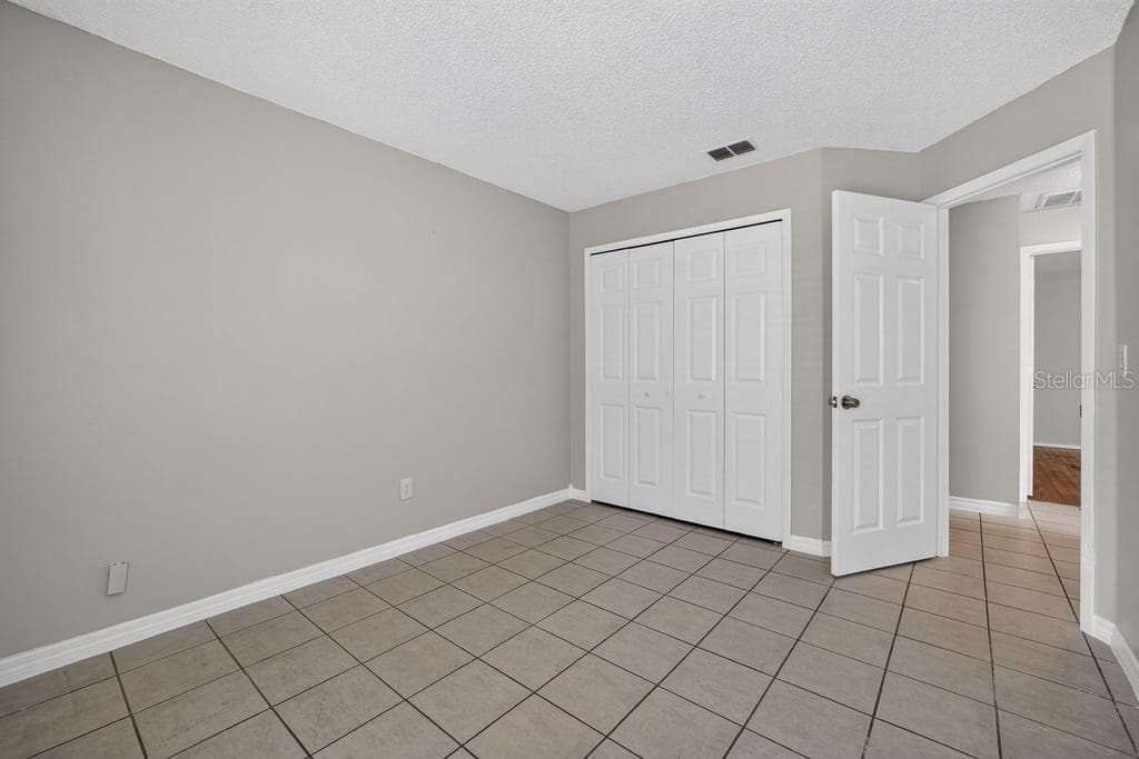 Single Family Residence at 97 ABBEY HOLLOW DR, APOPKA, photo 24 of 35