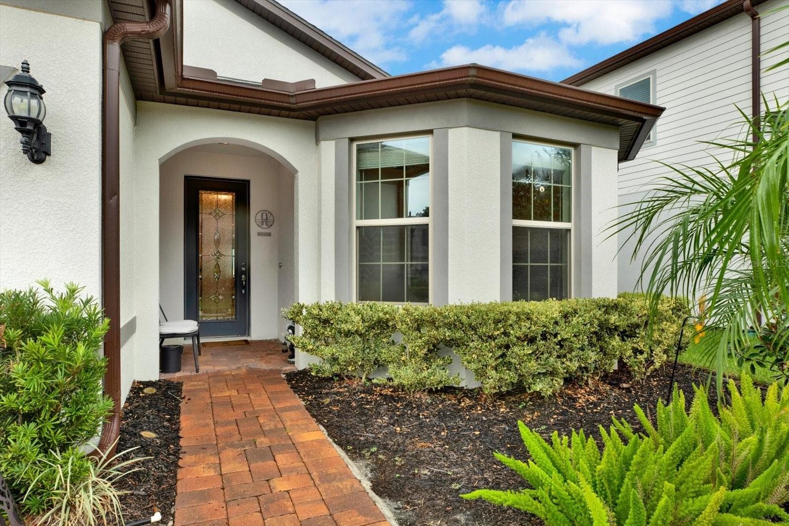 Single Family Residence at 19234 MOSSY PINE DR, TAMPA, photo 3 of 50
