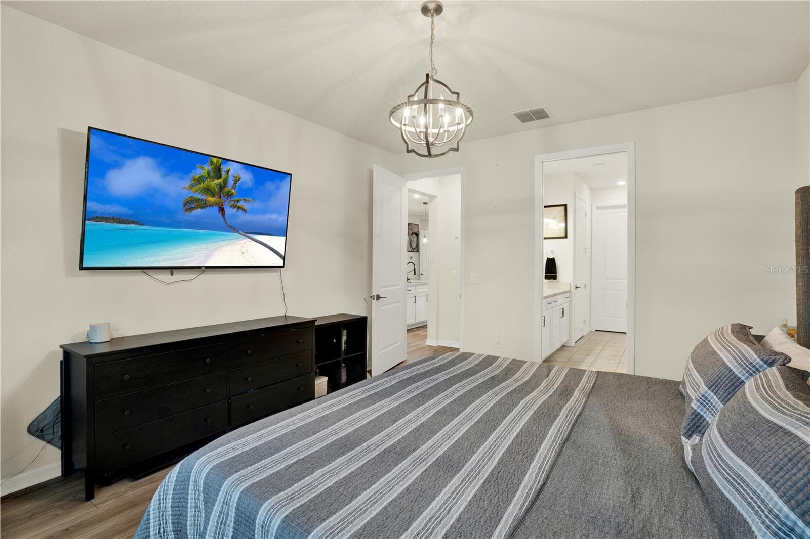 Single Family Residence at 19234 MOSSY PINE DR, TAMPA, photo 16 of 50