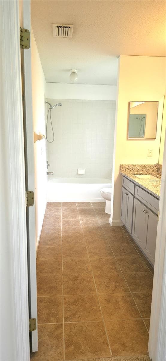 Master bathroom POV entrance from BR - 2160 EOLA CT, OVIEDO