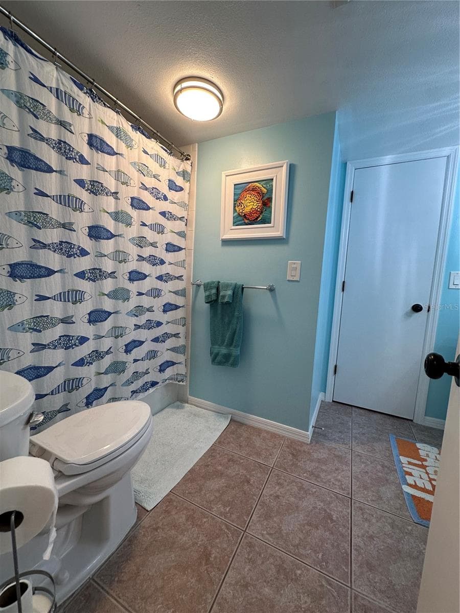 Condominium at 6825 STONES THROW CIR N #1107, ST PETERSBURG, photo 13 of 32