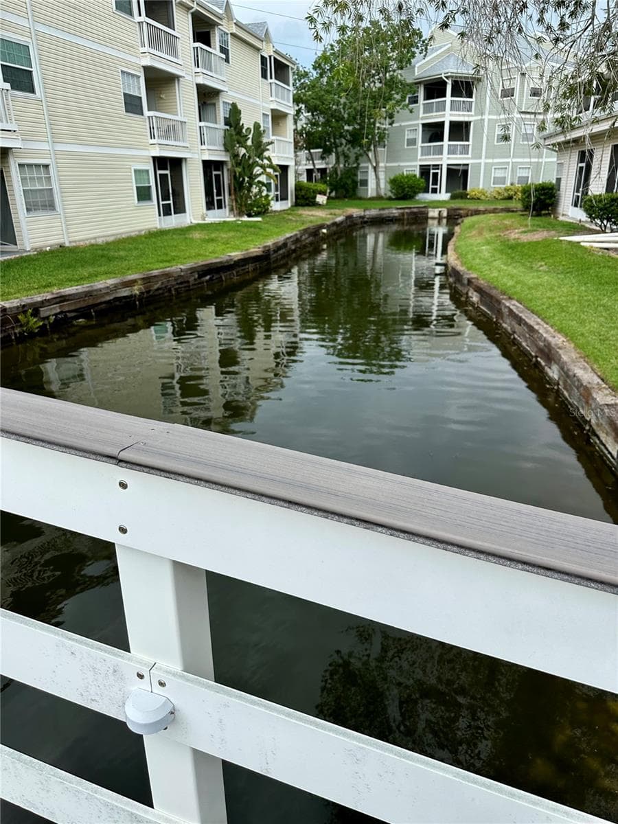 Condominium at 6825 STONES THROW CIR N #1107, ST PETERSBURG, photo 22 of 32