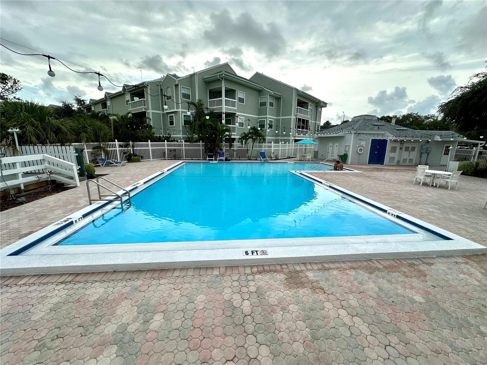 Condominium at 6825 STONES THROW CIR N #1107, ST PETERSBURG, photo 26 of 32