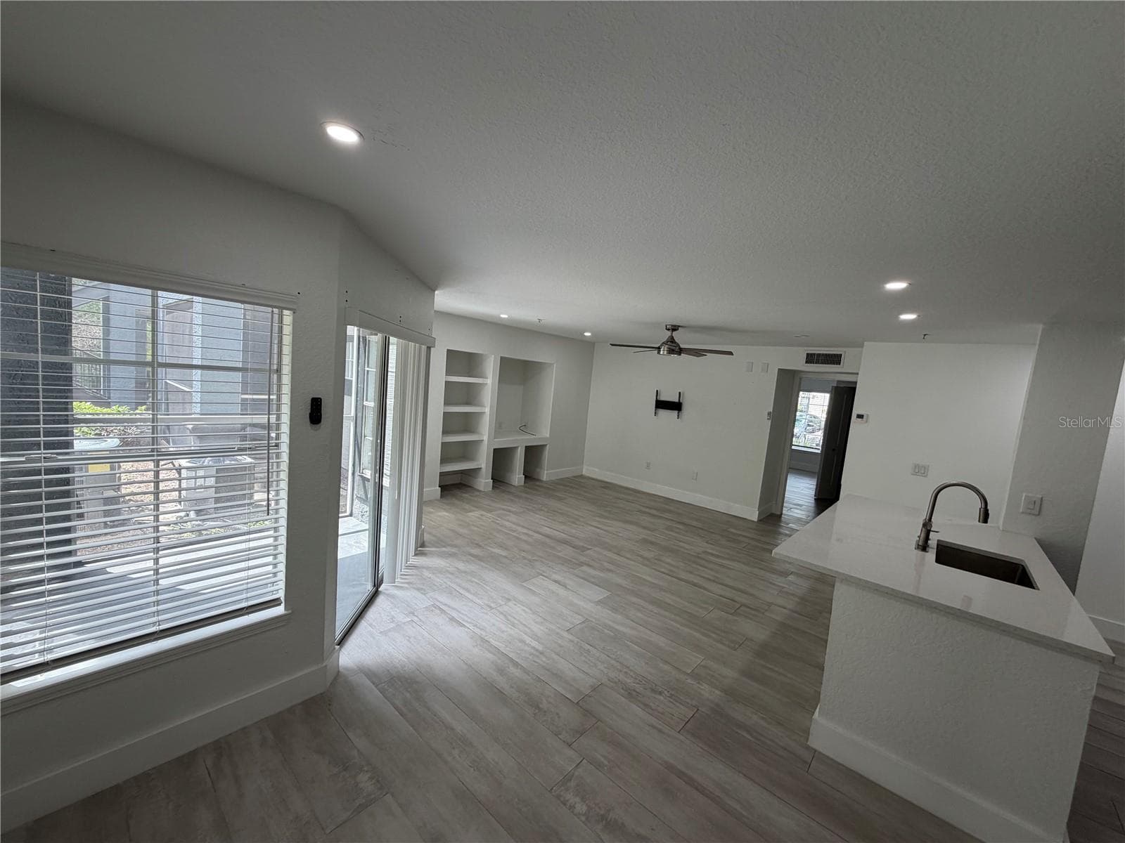 Condominium at 13210 ARBOR ISLE DR #102, TEMPLE TERRACE, photo 11 of 20