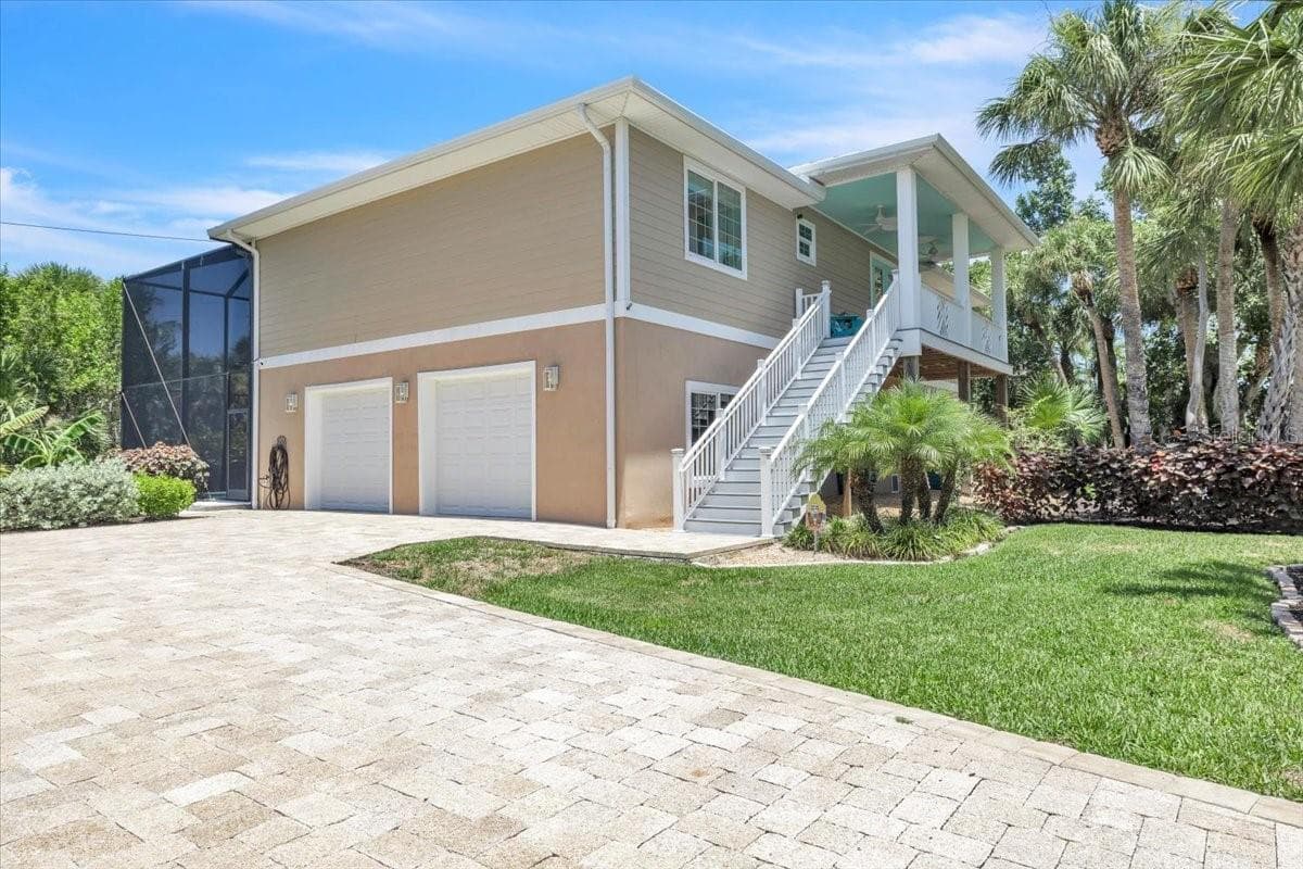 Single Family Residence at 9277 BELDING DR, SANIBEL, photo 7 of 78