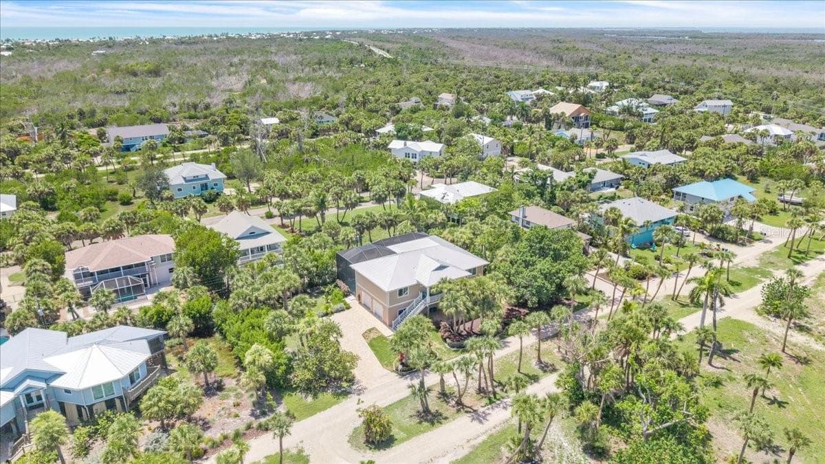 Single Family Residence at 9277 BELDING DR, SANIBEL, photo 70 of 78