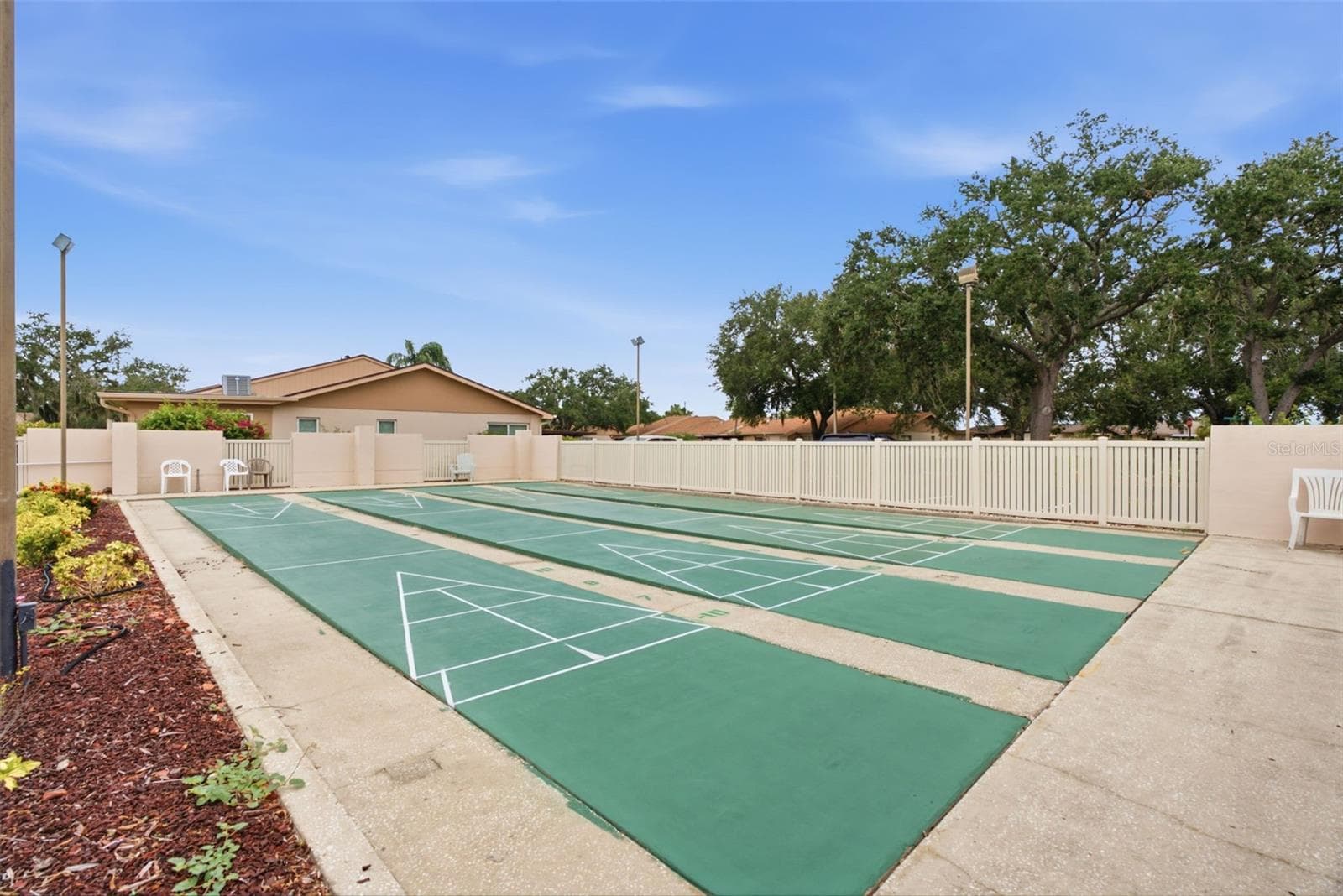 Condominium at 3960 SAILMAKER LN, HOLIDAY, photo 33 of 43