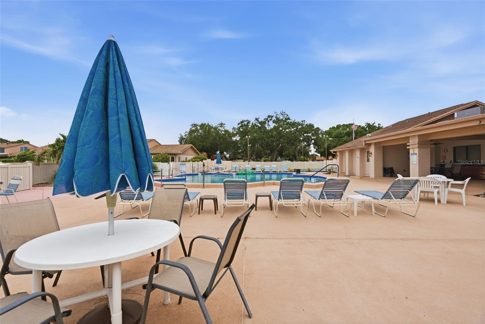 Condominium at 3960 SAILMAKER LN, HOLIDAY, photo 35 of 43