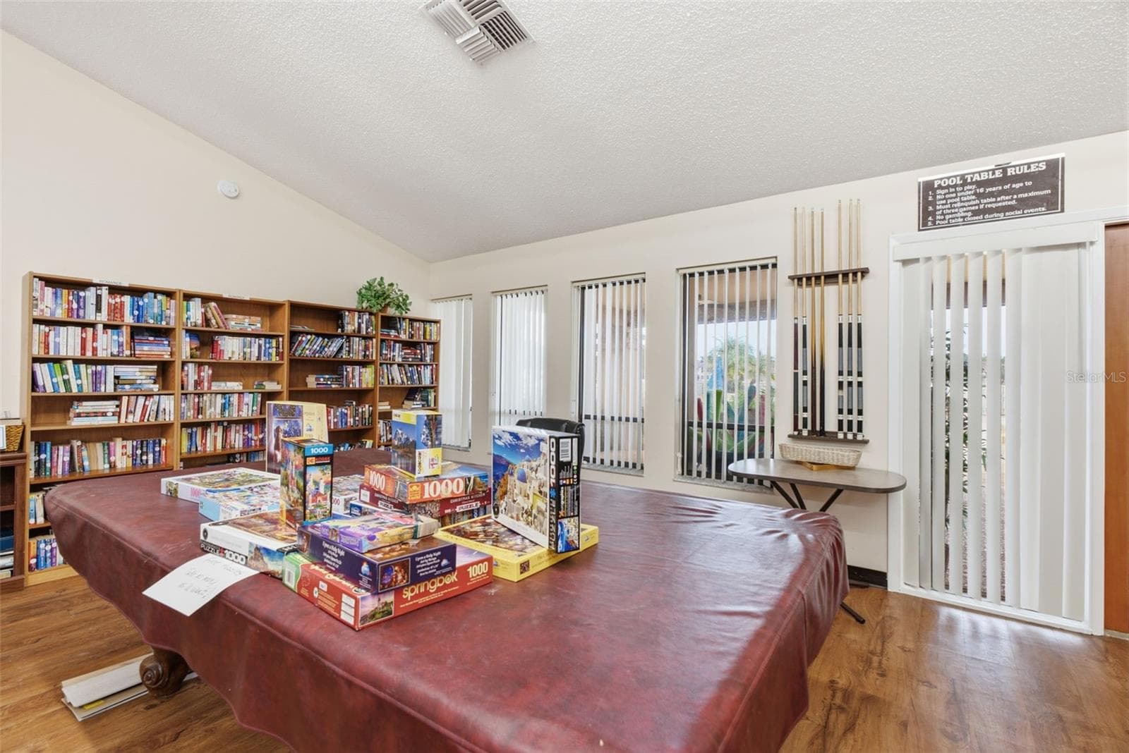 Condominium at 3960 SAILMAKER LN, HOLIDAY, photo 40 of 43