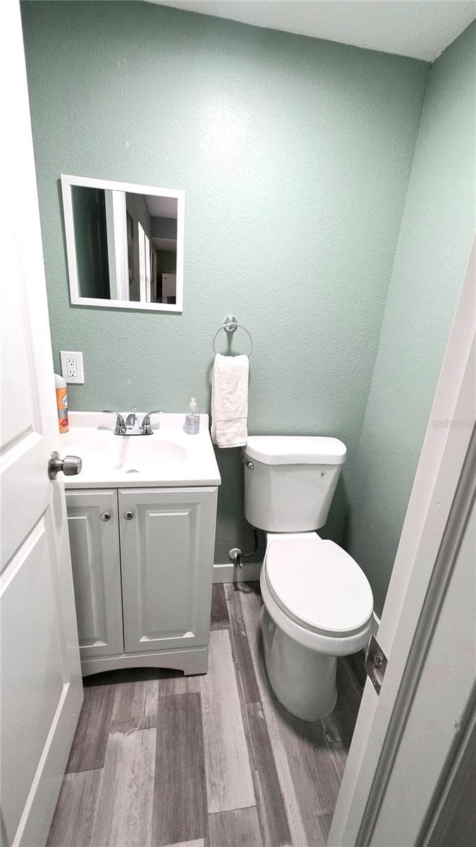 Single Family Residence at 2031 4TH ST, SARASOTA, photo 14 of 23